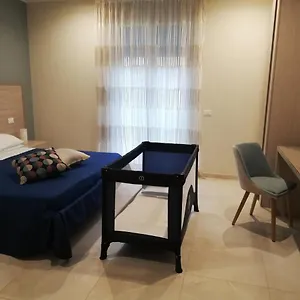 Casa Bandiera , Syracuse Italia