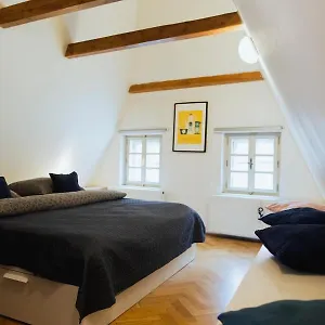 Hotel apartamentowy Fantom